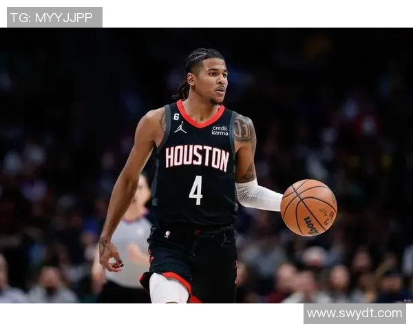 贾文特-格林半场亮眼高效取15分