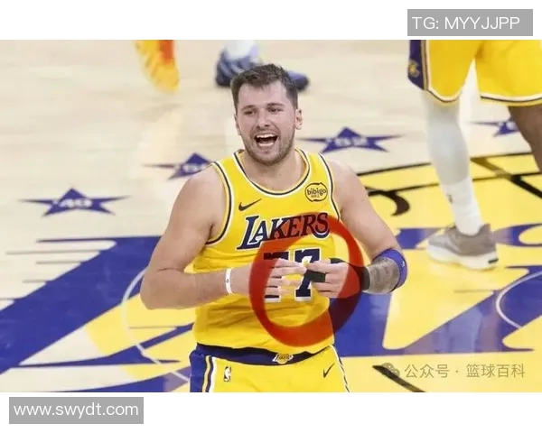 连续缺席三场比赛！东契奇：打森林狼第二节被撞导致小腿挫伤